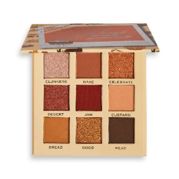 NWT REVOLUTION FRIENDS THE ONE WITH ALL THE THANKSGIVING PALETTE SET 3X PALETTES - Picture 5 of 7